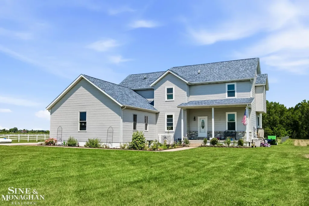 4426 Metcalf Road Burtchville Township MI 48059