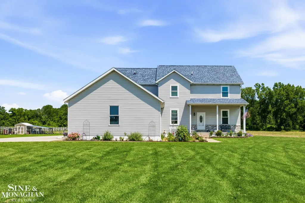 4426 Metcalf Road Burtchville Township MI 48059