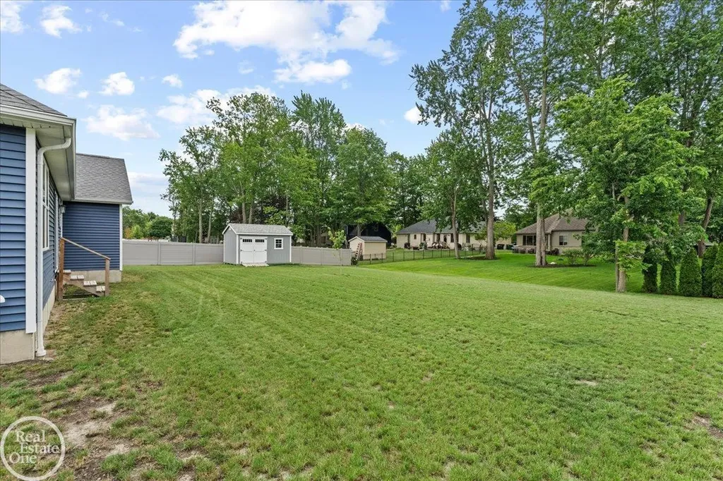 1827 Riley Road St. Clair City MI 48079