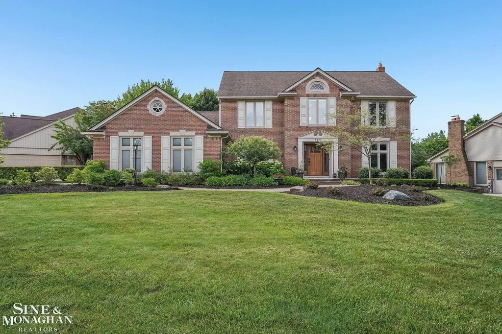 3473 Summit Ridge Drive Rochester Hills City MI 48306
