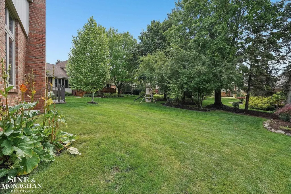 3473 Summit Ridge Drive Rochester Hills City MI 48306