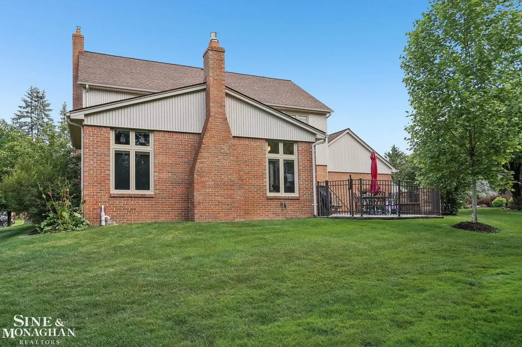 3473 Summit Ridge Drive Rochester Hills City MI 48306