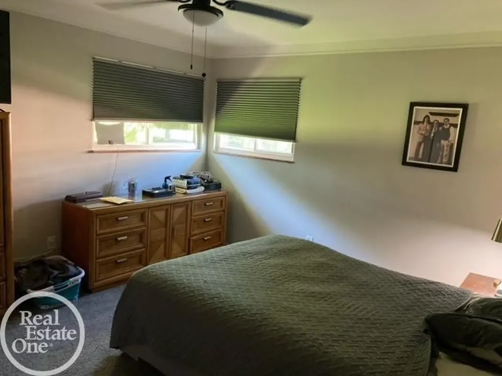 22990 S Nunneley Road Clinton Charter Township MI 48035
