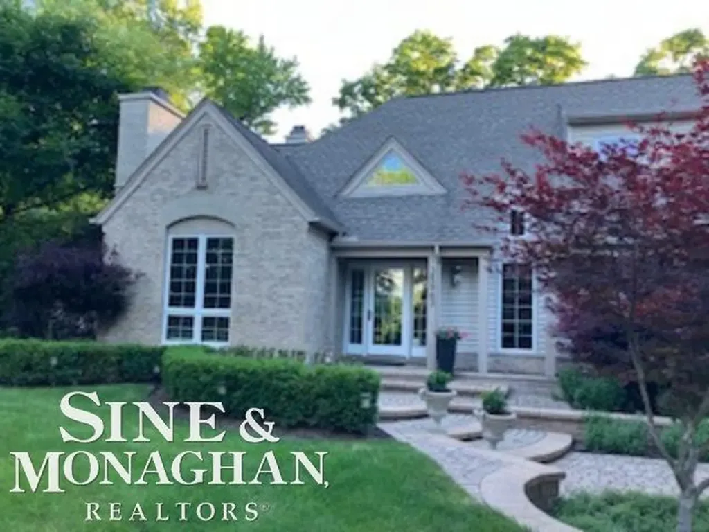 25963 Ridgewood Drive Farmington Hills City MI 48336
