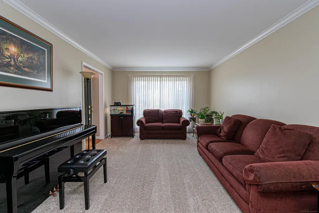 36086 St. Clair Drive New Baltimore City MI 48047