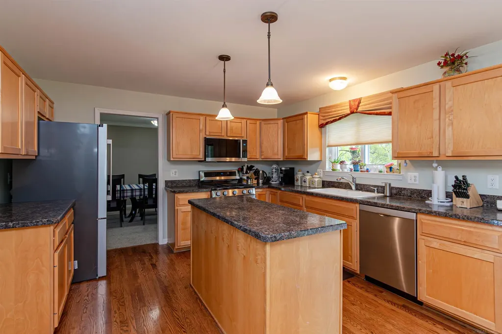 36086 St. Clair Drive New Baltimore City MI 48047