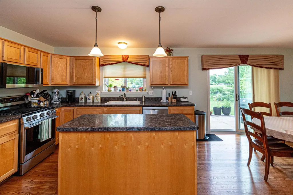 36086 St. Clair Drive New Baltimore City MI 48047