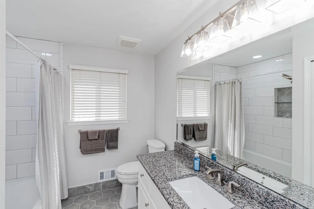 36086 St. Clair Drive New Baltimore City MI 48047
