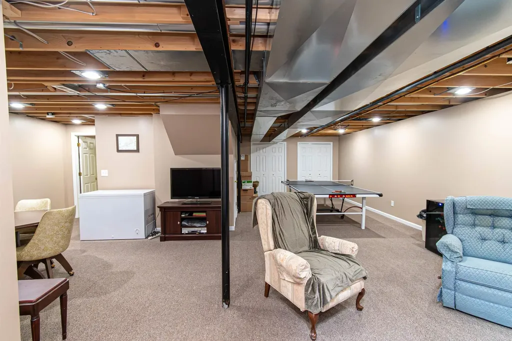 36086 St. Clair Drive New Baltimore City MI 48047