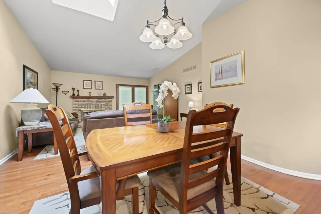 49431 Ferrisburg Court Shelby Charter Township MI 48315