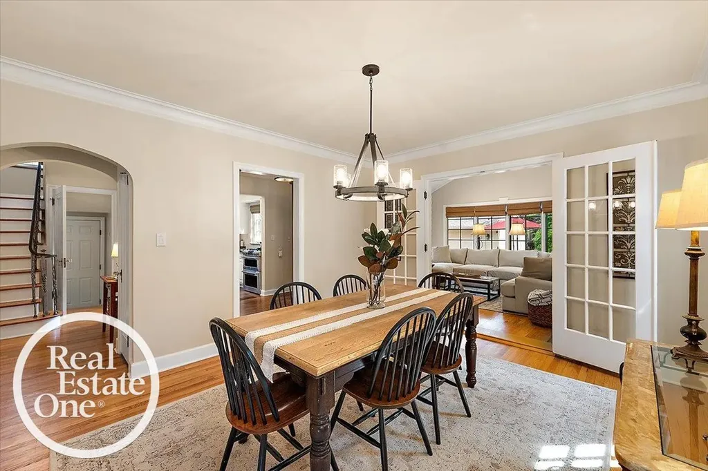 305 Moran Road Grosse Pointe Farms City MI 48236