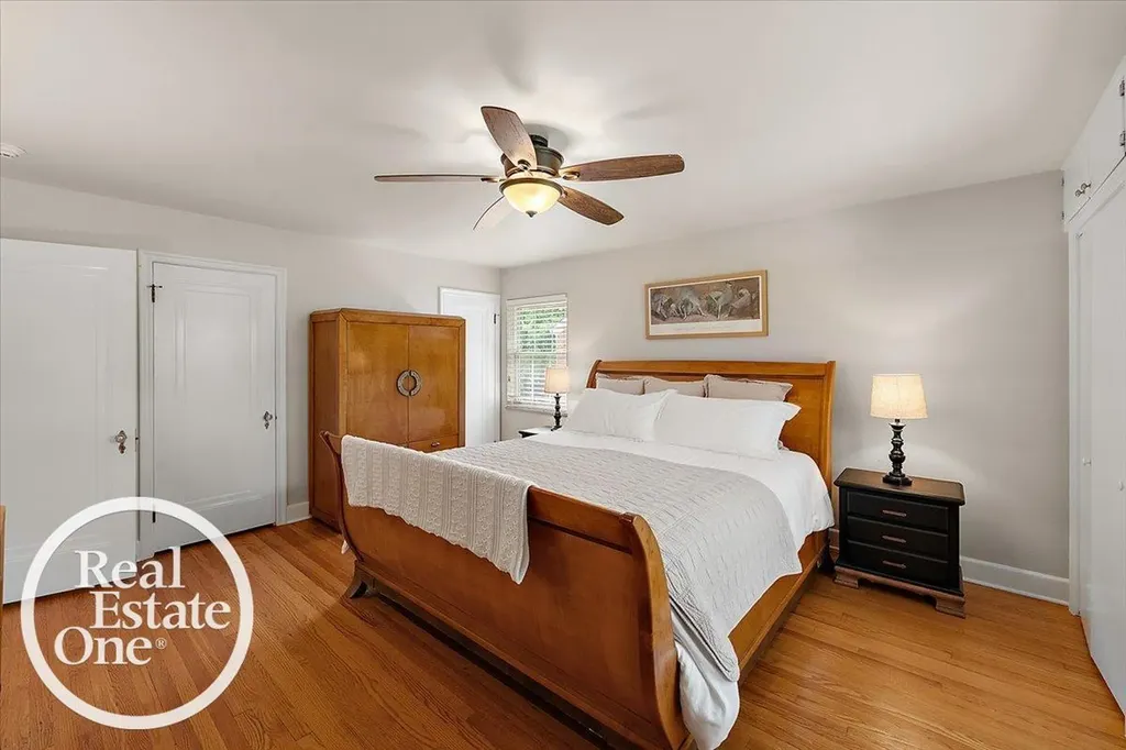 305 Moran Road Grosse Pointe Farms City MI 48236