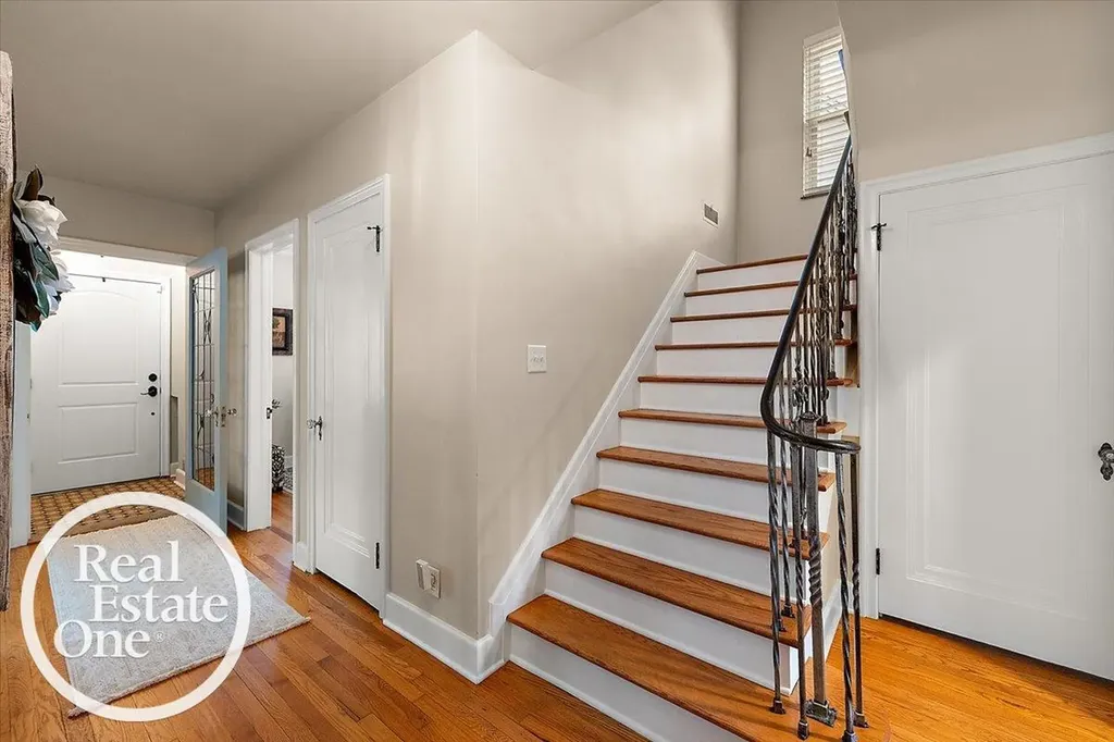 305 Moran Road Grosse Pointe Farms City MI 48236