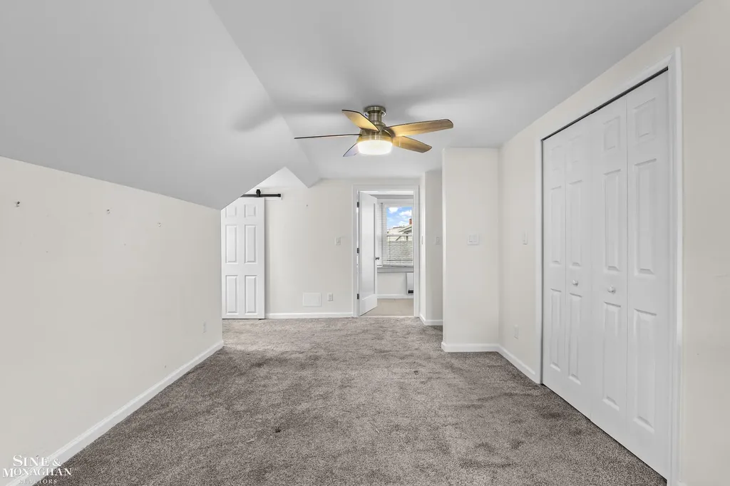 20631 Wedgewood Drive Grosse Pointe Woods City MI 48236