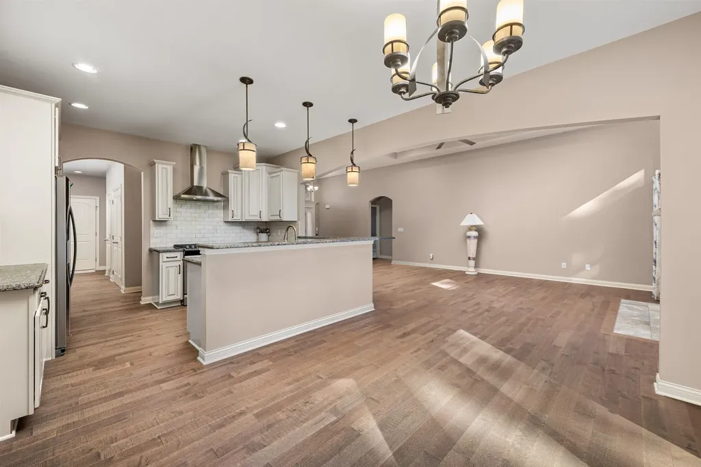 29693 Lockwood Court Chesterfield Township MI 48051