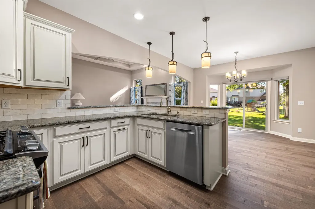 29693 Lockwood Court Chesterfield Township MI 48051