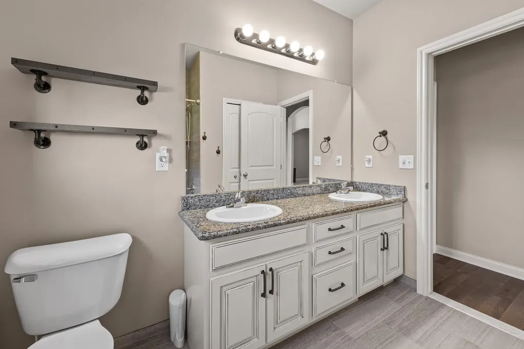 29693 Lockwood Court Chesterfield Township MI 48051
