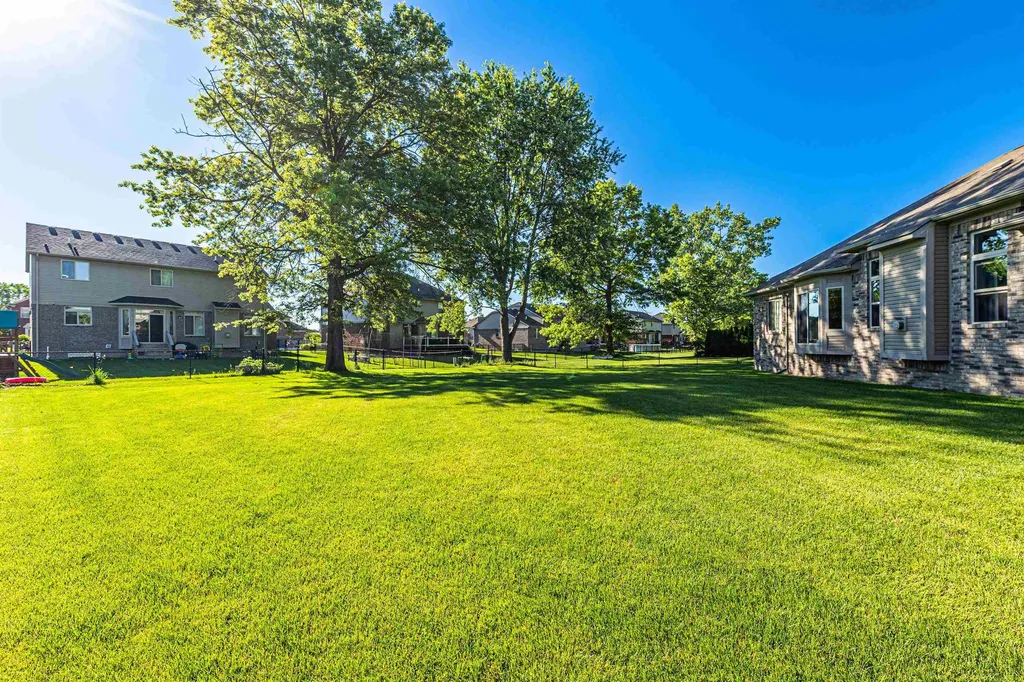 29693 Lockwood Court Chesterfield Township MI 48051