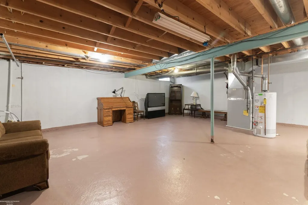18600 Valleybrook Lane Clinton Charter Township MI 48038