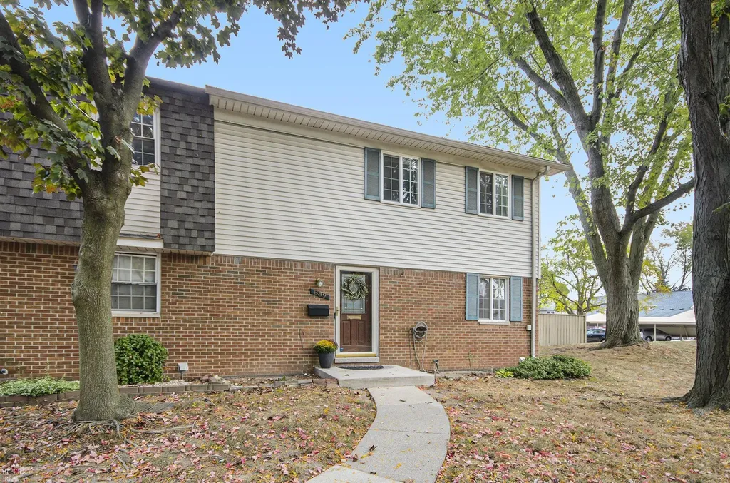 889 Kirts Boulevard Troy City MI 48084