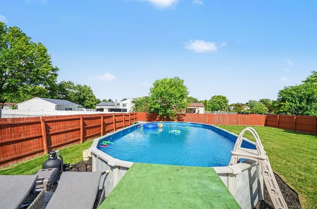 4489 Count Court Sterling Heights City MI 48310