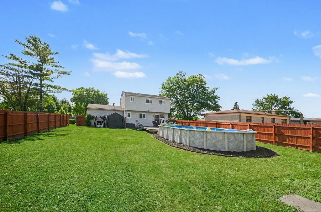 4489 Count Court Sterling Heights City MI 48310