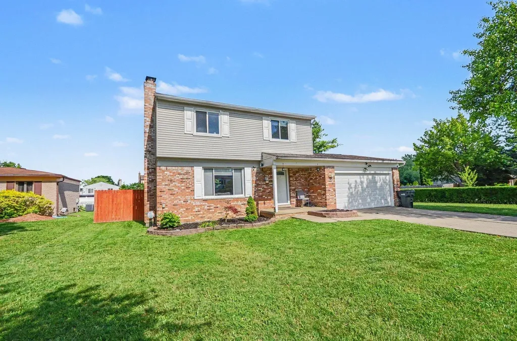 4489 Count Court Sterling Heights City MI 48310