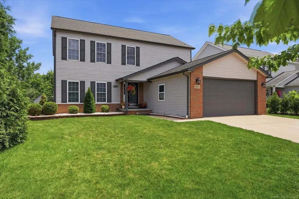 45622 Lone Pine Lane Macomb Township MI 48044