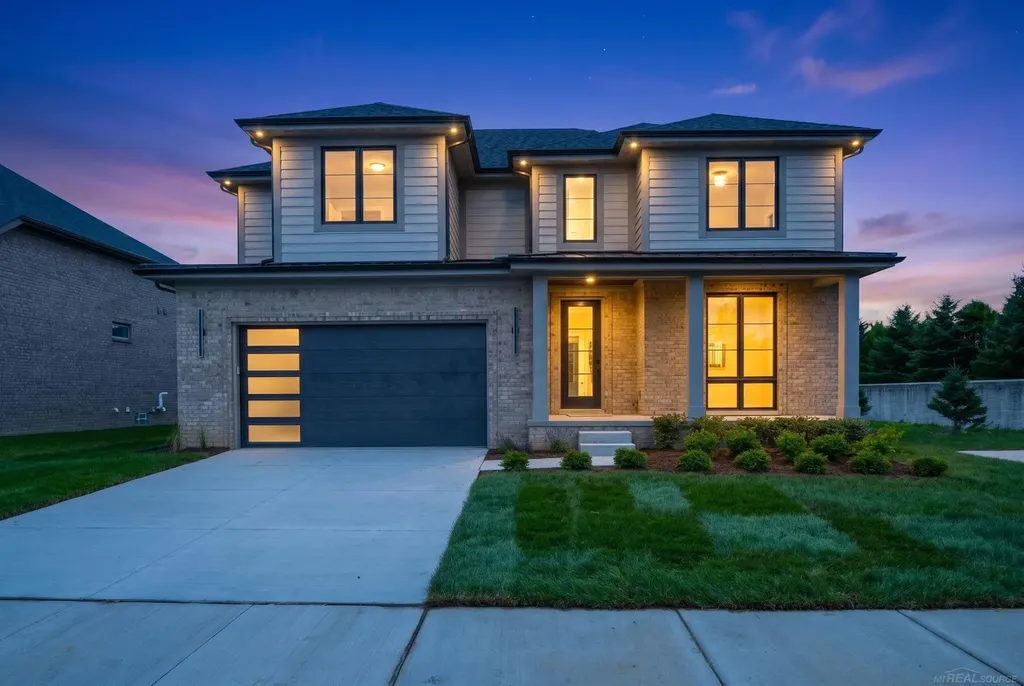 56681 Via Toscana Street Macomb Township MI 48042