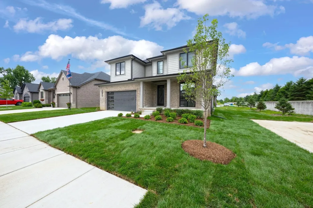 56681 Via Toscana Street Macomb Township MI 48042