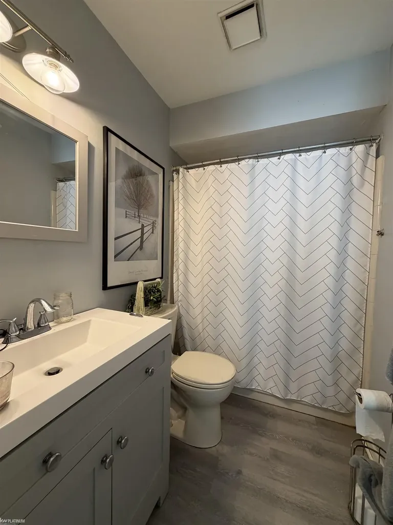 49283 Ashley Court Shelby Charter Township MI 48315