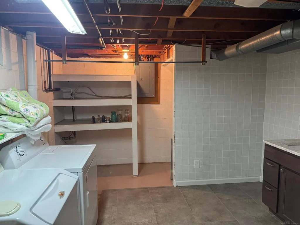 2645 White Lake Drive Fruitland Township MI 49461