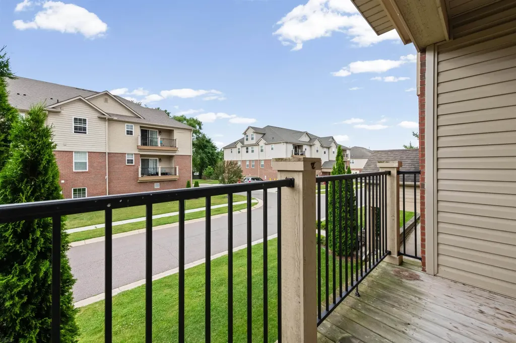 5656 Flagstaff Pines Drive Shelby Charter Township MI 48317