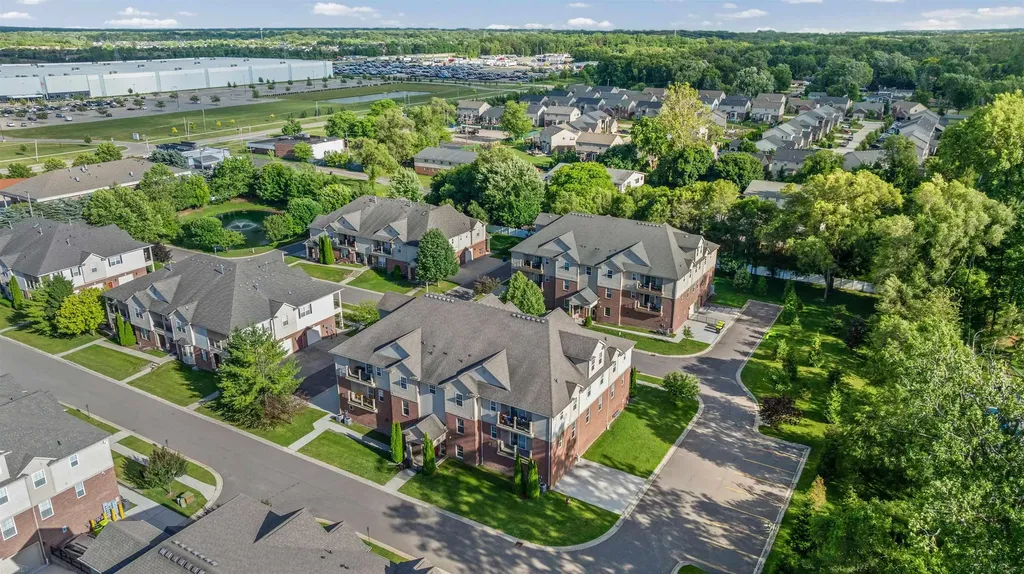 5656 Flagstaff Pines Drive Shelby Charter Township MI 48317