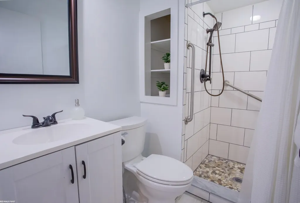 47584 Mount Vesuvius Drive Macomb Township MI 48044