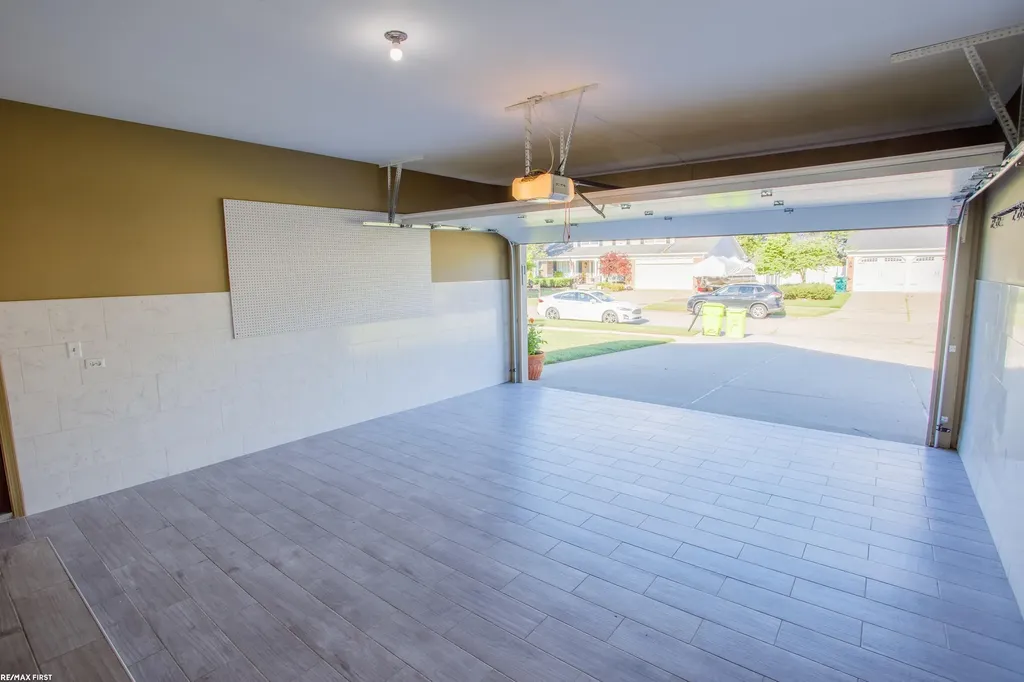 47584 Mount Vesuvius Drive Macomb Township MI 48044