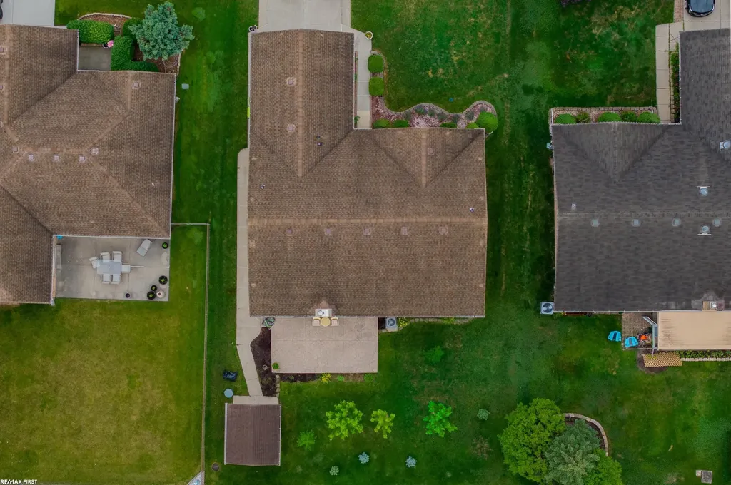 47584 Mount Vesuvius Drive Macomb Township MI 48044
