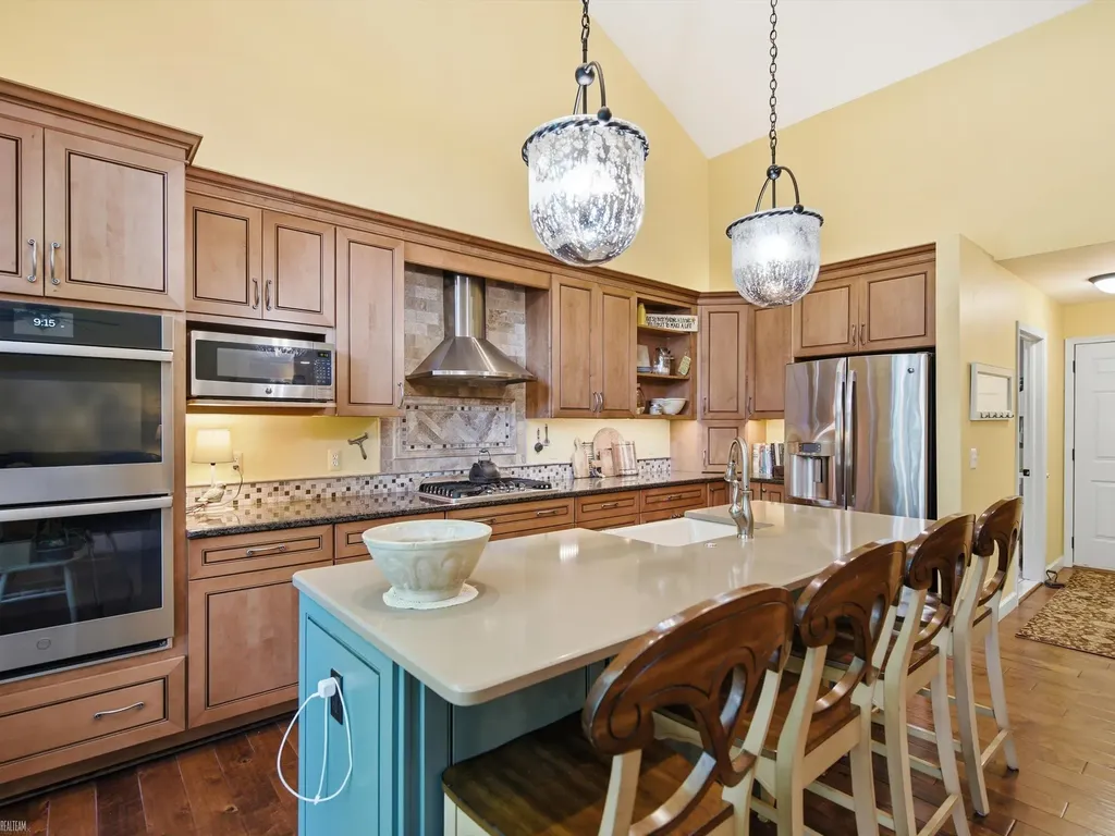18036 N Lauren Drive Clinton Charter Township MI 48038