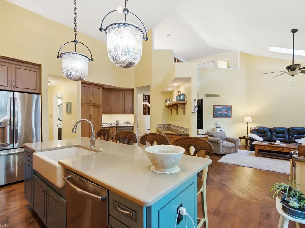 18036 N Lauren Drive Clinton Charter Township MI 48038