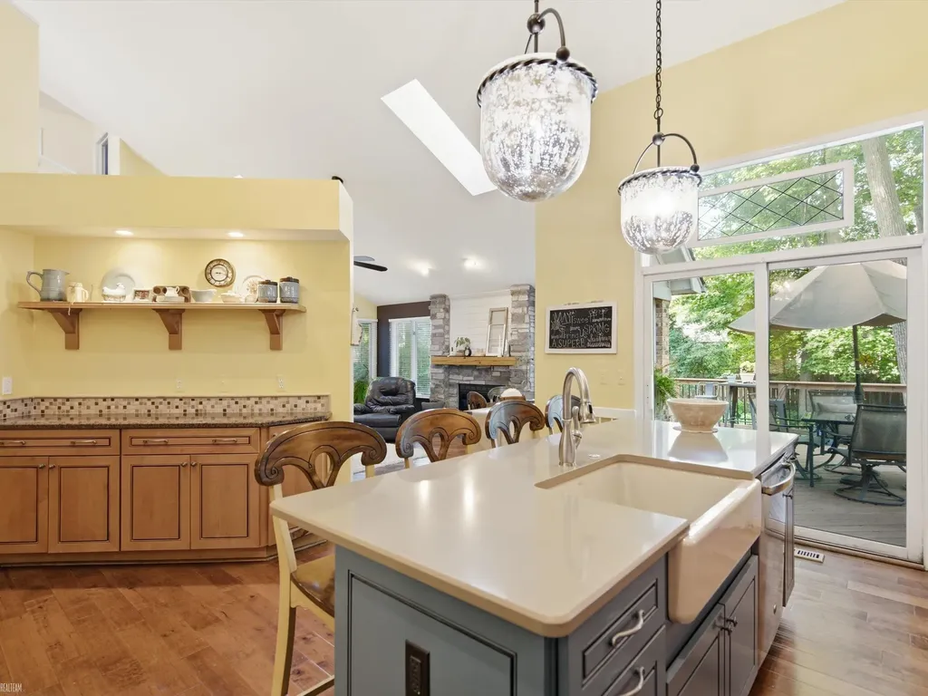18036 N Lauren Drive Clinton Charter Township MI 48038