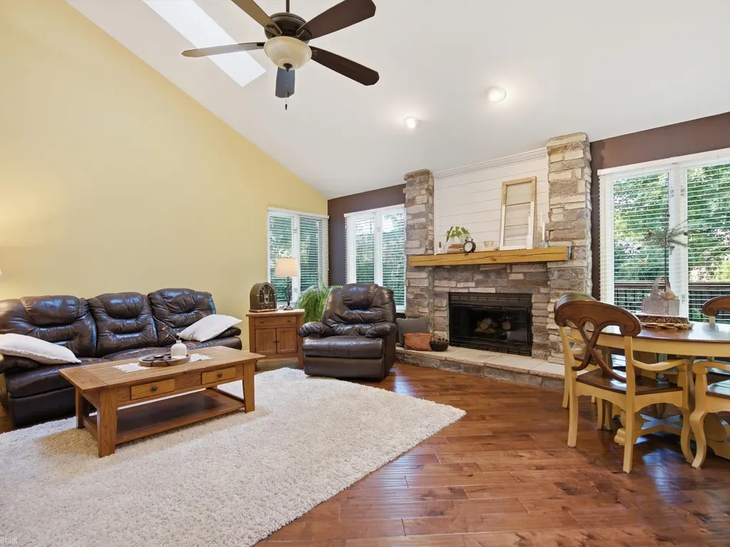 18036 N Lauren Drive Clinton Charter Township MI 48038