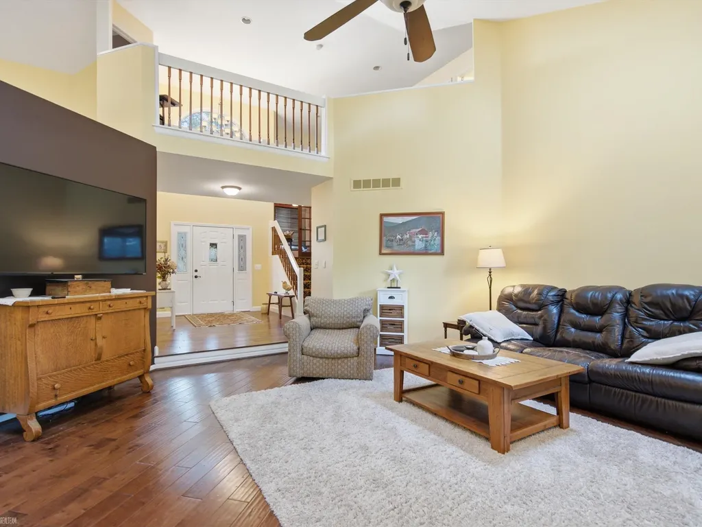 18036 N Lauren Drive Clinton Charter Township MI 48038