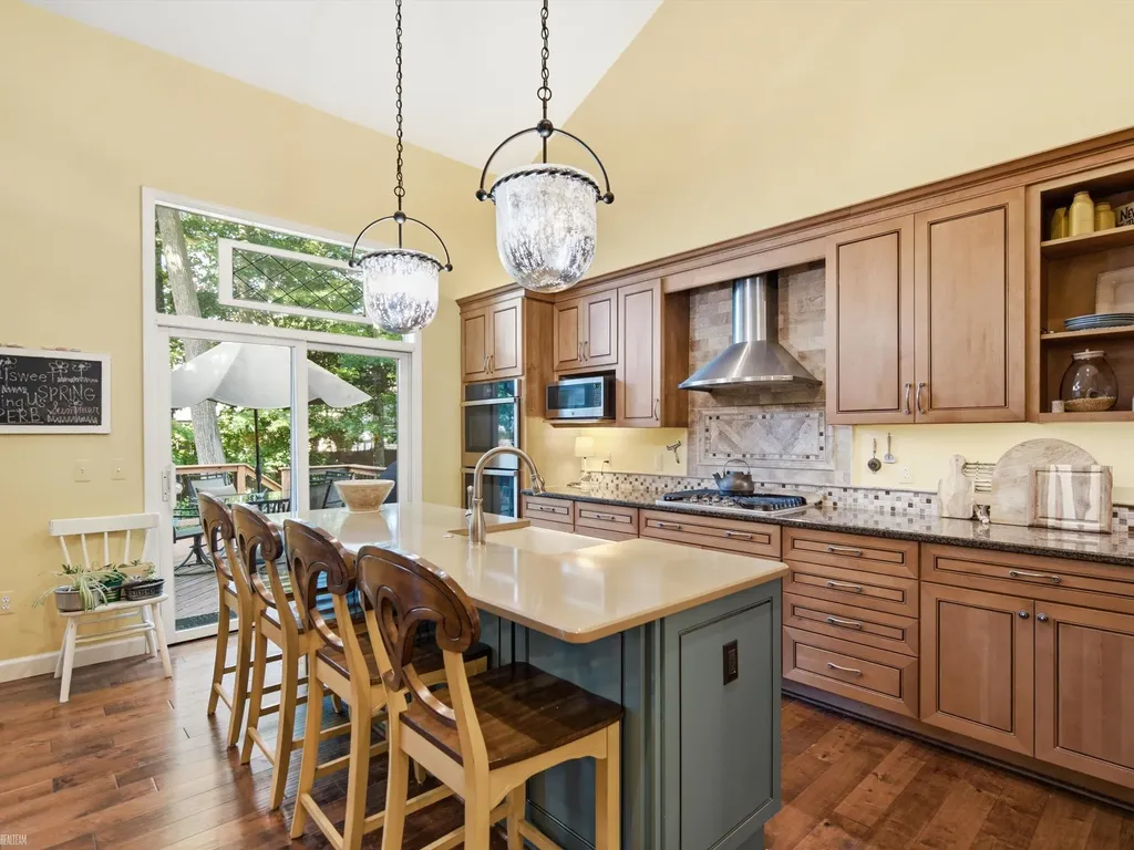 18036 N Lauren Drive Clinton Charter Township MI 48038