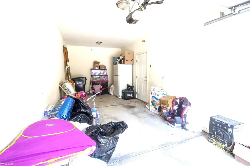 14225 Shadywood Drive Sterling Heights City MI 48312
