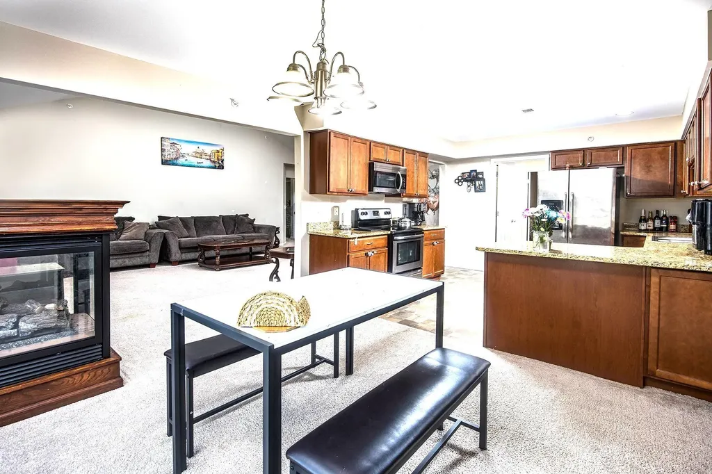 14225 Shadywood Drive Sterling Heights City MI 48312
