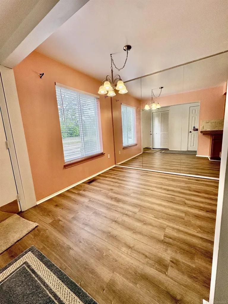 4384 15 Mile Road Sterling Heights City MI 48310