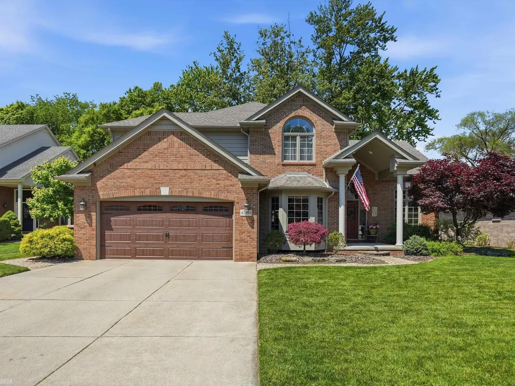 42199 Kyle Drive Clinton Charter Township MI 48038