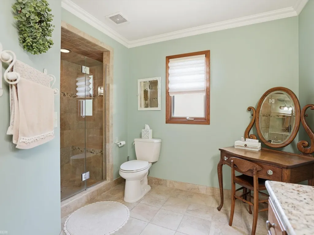 42199 Kyle Drive Clinton Charter Township MI 48038