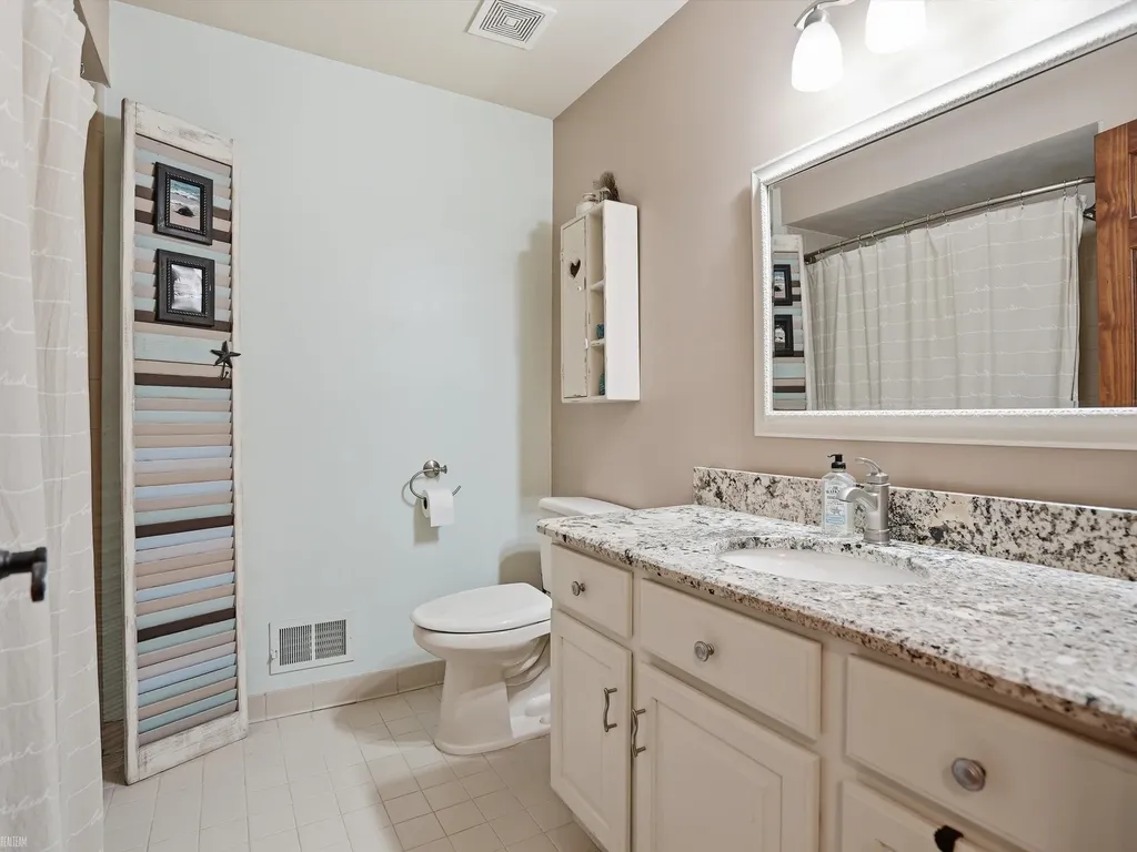 42199 Kyle Drive Clinton Charter Township MI 48038