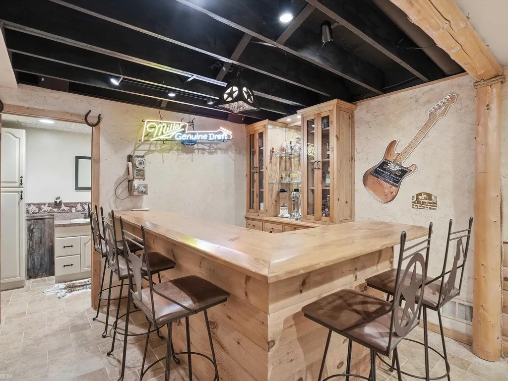 42199 Kyle Drive Clinton Charter Township MI 48038